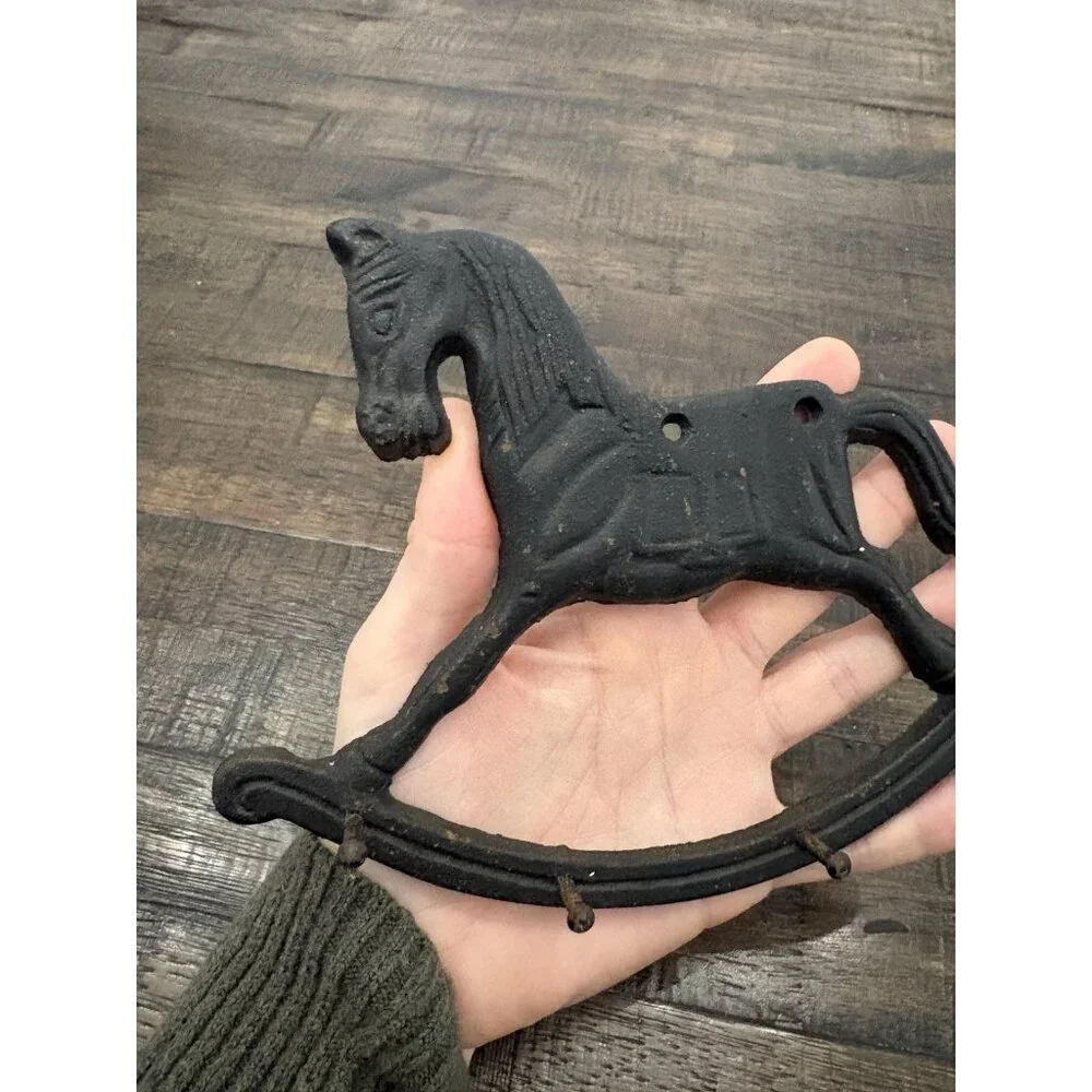 Vintage Cast Iron Rocking Horse Wall Mount 4 Hook Hanger Hat Key Home Decor